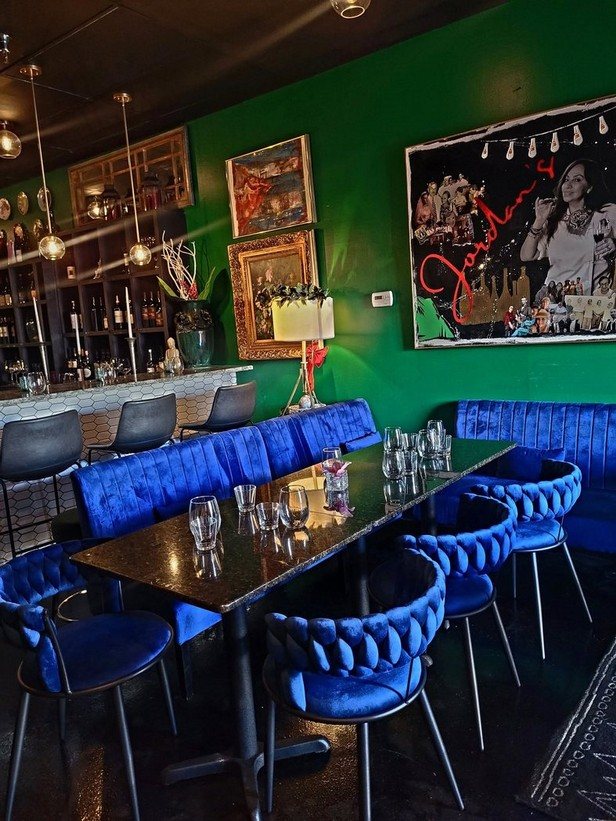The bright front room at Jordan's Wine Bar on McGregor Blvd, Fort Myers